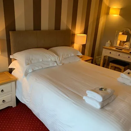 The Brandywell 3*