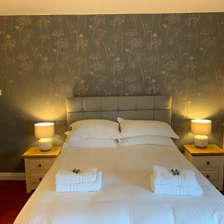 ベッド・アンド・ブレックファスト The Brandywell 3*